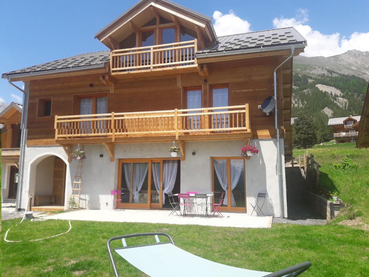 Le Chalet Bazan อาร์วิเยอ ภายนอก รูปภาพ